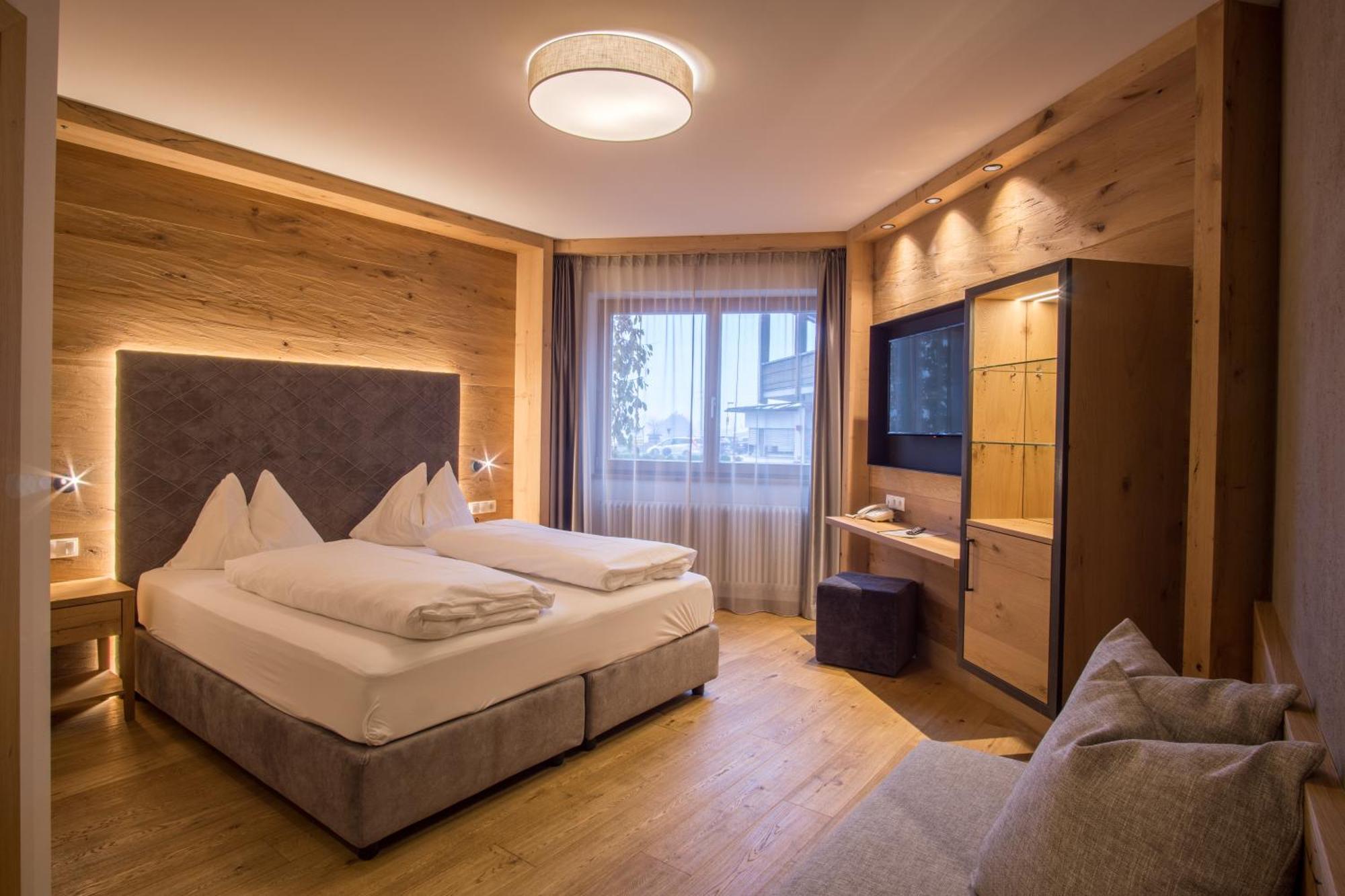 Alpin Hotel Sonnblick Perca Oda fotoğraf